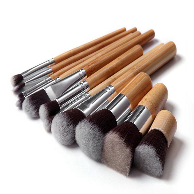 Makeup Brush With Bamboo Handle Soft Synthetic Hair