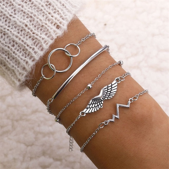 Women's Fashion Crystal Leaves Geometric Chain