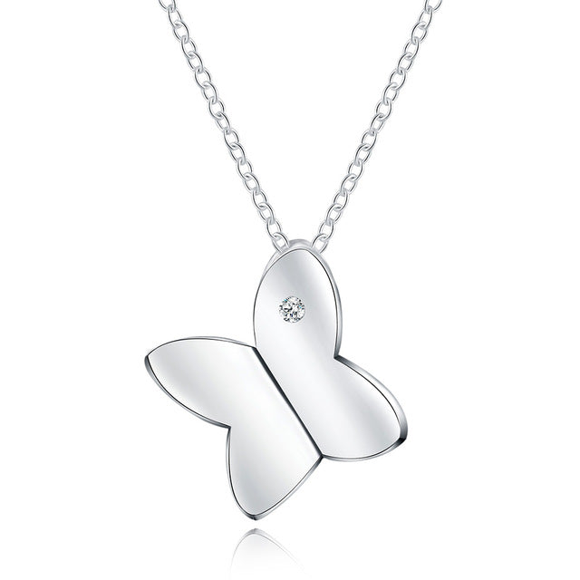 Elegant charm retro exquisite hollow heart pendant