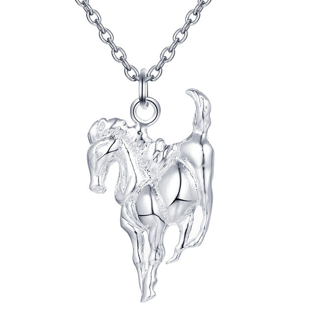 Elegant charm retro exquisite hollow heart pendant