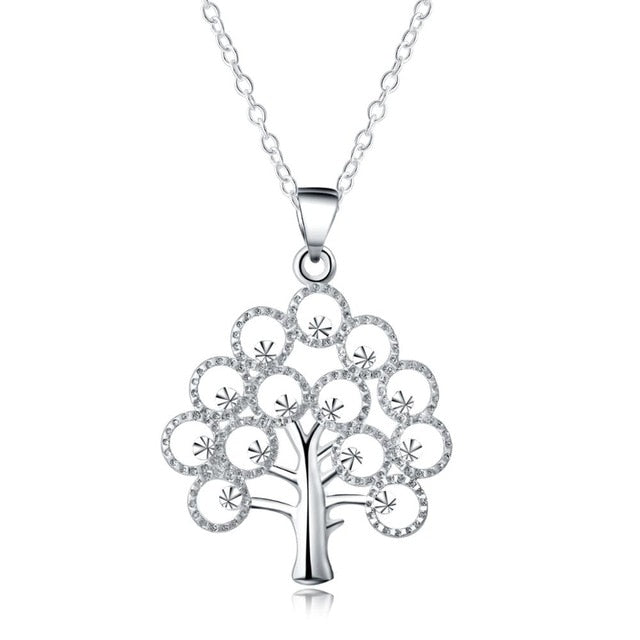 Elegant charm retro exquisite hollow heart pendant