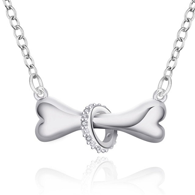 Elegant charm retro exquisite hollow heart pendant