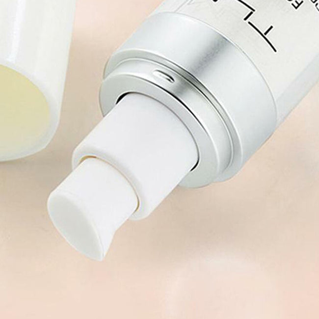Magic Color Changing Foundation Makeup