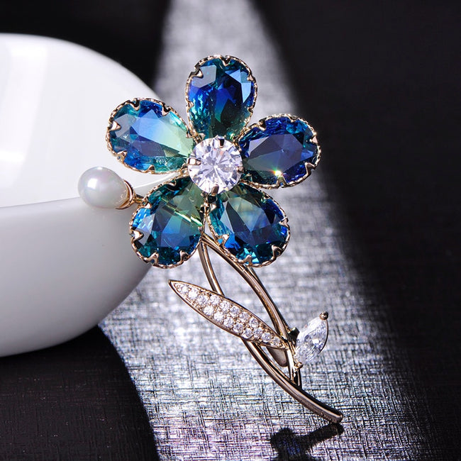 Elegant Plant Flower Shape Brooch Imitation Pearl