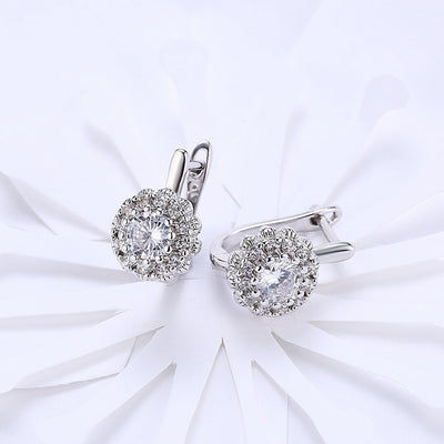 Earring with Floral Diamond-Encrusted Romantic