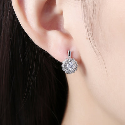 Earring with Floral Diamond-Encrusted Romantic