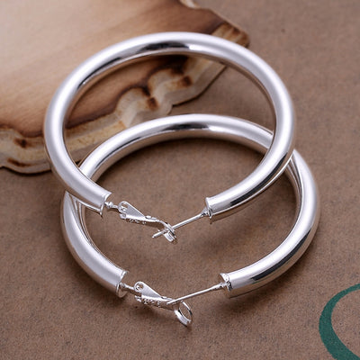 Empty Ear Rings Fashion Silver Jewelry Round