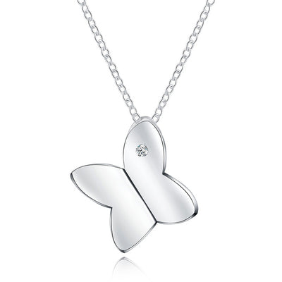 Elegant charm retro exquisite hollow heart pendant