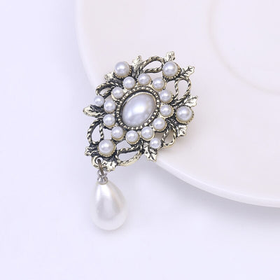 White Waterdrop Imitation Pearl Charming Brooch
